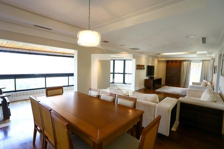 Sala 1 de apartamento para alugar com 4 quartos, 290m² em Jardim Morumbi, São Paulo