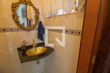 Lavabo de casa à venda com 4 quartos, 130m² em Parque Colonial, São Paulo