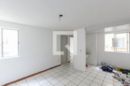 Sala de apartamento à venda com 2 quartos, 60m² em Vila Nova, Porto Alegre