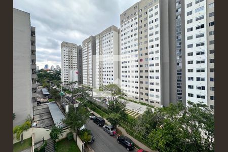 Vista Sacada Sala de apartamento à venda com 2 quartos, 65m² em Jardim Promissão, São Paulo