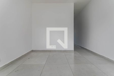 Sala de casa para alugar com 2 quartos, 80m² em Residencial Algarve, Mogi das Cruzes