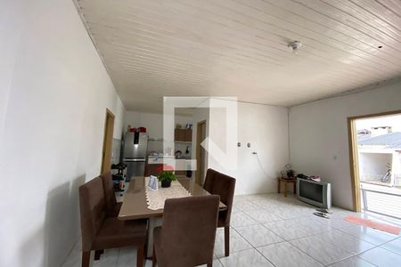 Sala de casa à venda com 7 quartos, 180m² em Rondônia, Novo Hamburgo