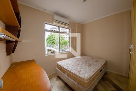 Quarto 2 de apartamento para alugar com 2 quartos, 73m² em Itacorubi, Florianópolis