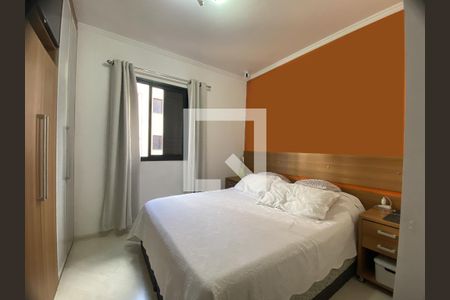 Quarto de apartamento à venda com 2 quartos, 60m² em Jardim Tupanci, Barueri