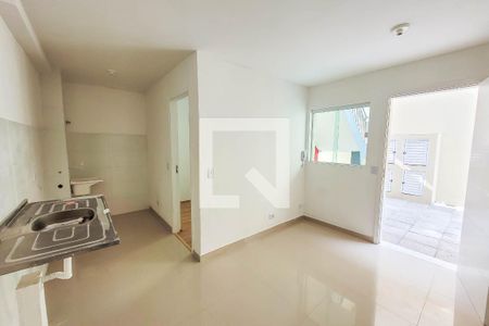 Sala/Cozinha de casa para alugar com 2 quartos, 40m² em Burgo Paulista, São Paulo