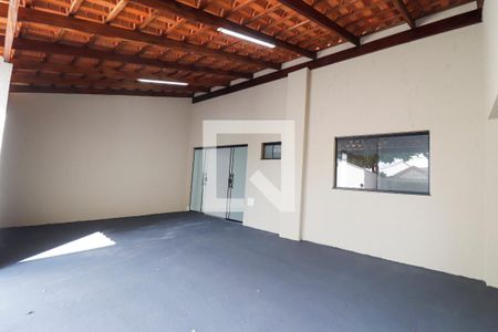 Varanda de casa para alugar com 3 quartos, 145m² em Setor Aeroporto, Goiânia