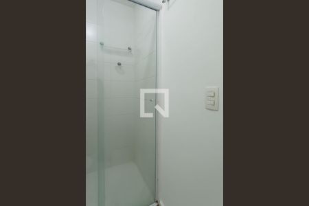 Apartamento para alugar com 57m², 2 quartos e 1 vaga Apartamento para alugar com 57m², 2 quartos e 1 vagaBanheiro da Suíte