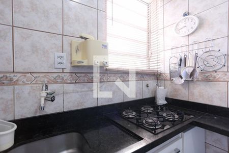 Cozinha de apartamento para alugar com 1 quarto, 30m² em Menino Deus, Porto Alegre