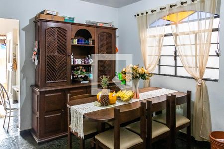 Sala de Jantar de casa à venda com 3 quartos, 110m² em Ouro Preto, Belo Horizonte