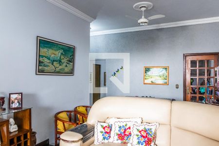 Sala de casa à venda com 3 quartos, 110m² em Ouro Preto, Belo Horizonte