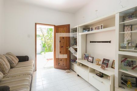 Sala de casa à venda com 3 quartos, 340m² em Cidade de Deus, Rio de Janeiro