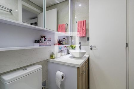 Banheiro da Suíte de apartamento à venda com 3 quartos, 87m² em Bom Fim, Porto Alegre