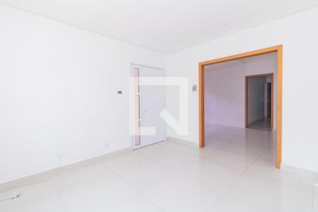 Sala de casa para alugar com 3 quartos, 105m² em Vila Nivi, São Paulo