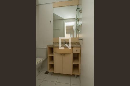 Banheiro da Suíte de apartamento à venda com 2 quartos, 55m² em Petrópolis, Porto Alegre