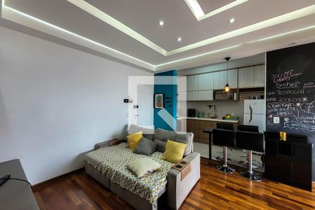 Sala de Estar de apartamento à venda com 2 quartos, 65m² em Vila Firmiano Pinto, São Paulo