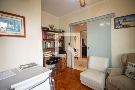 Escritório de casa à venda com 4 quartos, 224m² em Vila Ipiranga, Porto Alegre