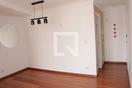 Sala de apartamento para alugar com 3 quartos, 75m² em Jardim Ester Yolanda, São Paulo