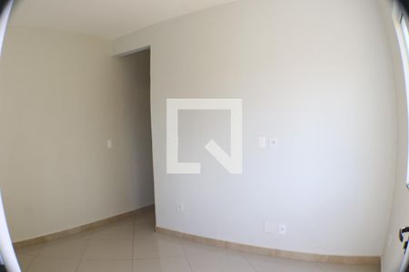 Sala de casa para alugar com 2 quartos, 50m² em Taquara, Rio de Janeiro