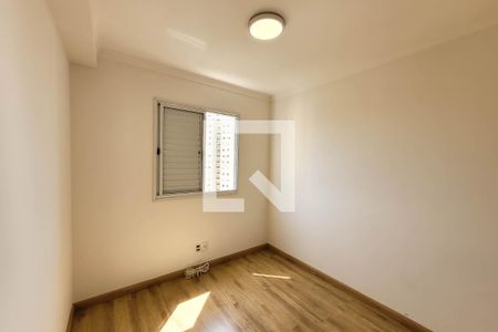 Quarto 2 de apartamento para alugar com 3 quartos, 83m² em Vila Brasílio Machado, São Paulo