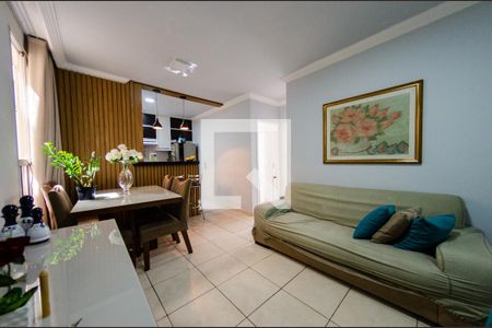 Sala de apartamento à venda com 2 quartos, 49m² em Padre Eustáquio, Belo Horizonte