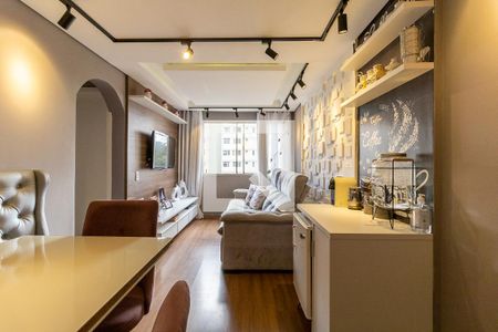 Sala  de apartamento à venda com 2 quartos, 56m² em Jardim Celeste , São Paulo