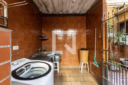 Casa à venda com 300m², 2 quartos e sem vaga Casa à venda com 300m², 2 quartos e sem vagaÁrea de Serviço