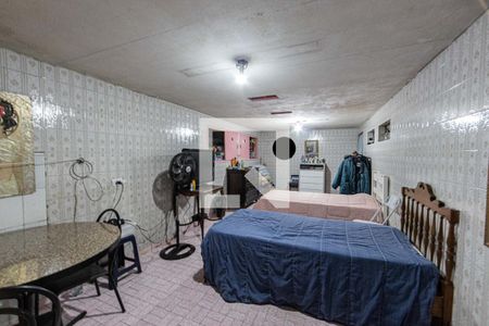 Casa à venda com 300m², 2 quartos e sem vaga Casa à venda com 300m², 2 quartos e sem vagaQuarto de Serviço