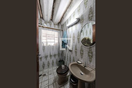 Casa à venda com 300m², 2 quartos e sem vaga Casa à venda com 300m², 2 quartos e sem vagabanheiro Salão