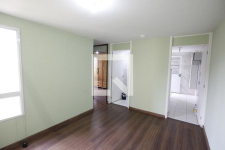 Apartamento para alugar com 2 quartos, 46m² em Parque Santa Rosa, Suzano