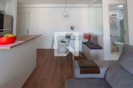 Sala de apartamento à venda com 2 quartos, 60m² em Vila São Silvestre, São Paulo