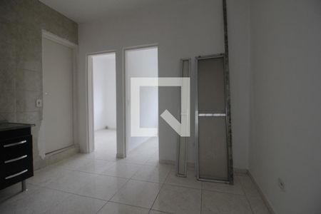 Kitnet/Studio para alugar com 2 quartos, 35m² em Jardim Record, Taboão da Serra