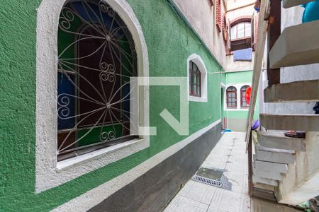 Casa à venda com 320m², 3 quartos e 4 vagas Casa à venda com 320m², 3 quartos e 4 vagasCasa 2