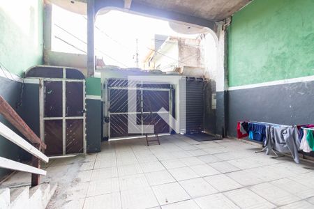 Casa à venda com 320m², 3 quartos e 4 vagas Casa à venda com 320m², 3 quartos e 4 vagasGaragem