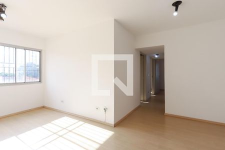 Apartamento para alugar com 73m², 3 quartos e 1 vagaSala