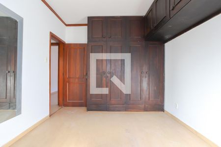 Quarto 1 de apartamento à venda com 2 quartos, 68m² em Navegantes, Porto Alegre