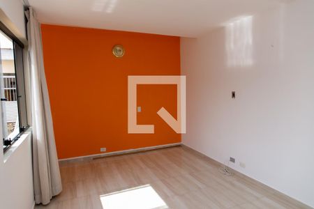 Sala de Estar de casa à venda com 3 quartos, 225m² em Vila Nogueira, Diadema