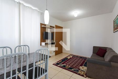 Sala de apartamento para alugar com 2 quartos, 50m² em Jardim Holanda, Uberlândia