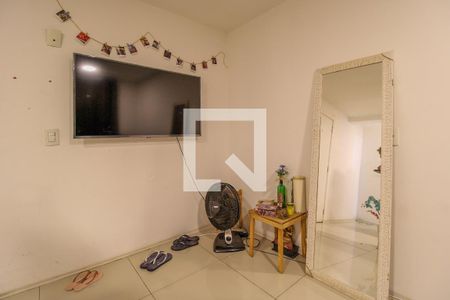 Sala de apartamento à venda com 2 quartos, 44m² em Mato Grande, Canoas