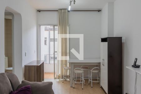 Apartamento para alugar com 32m², 1 quarto e 1 vagaSala