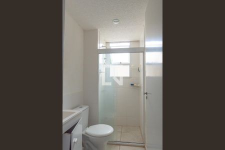 Banheiro de apartamento para alugar com 2 quartos, 50m² em Santa Amélia, Belford Roxo
