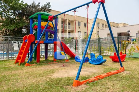 Apartamento para alugar com 41m², 2 quartos e 1 vaga Apartamento para alugar com 41m², 2 quartos e 1 vagaÁrea comum - Playground