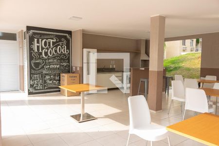 Apartamento para alugar com 41m², 2 quartos e 1 vaga Apartamento para alugar com 41m², 2 quartos e 1 vagaÁrea comum - Salão de festas