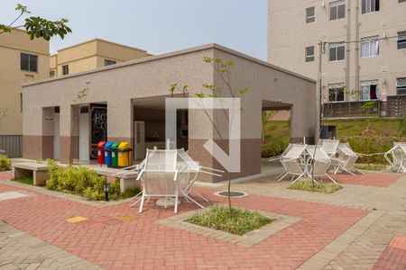 Apartamento para alugar com 41m², 2 quartos e 1 vaga Apartamento para alugar com 41m², 2 quartos e 1 vagaÁrea comum - Salão de festas