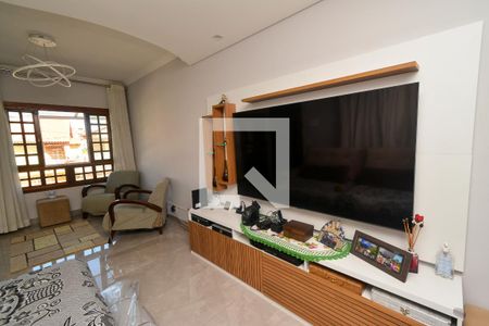Sala de casa à venda com 2 quartos, 252m² em Parque Renato Maia, Guarulhos