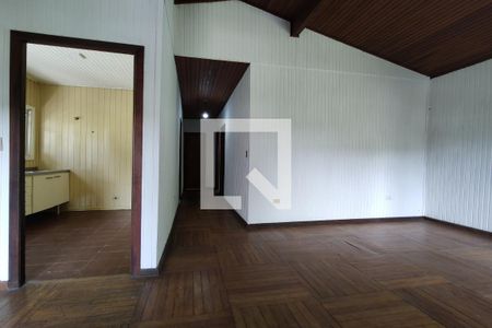 Casa para alugar com 280m², 3 quartos e 2 vagasSala