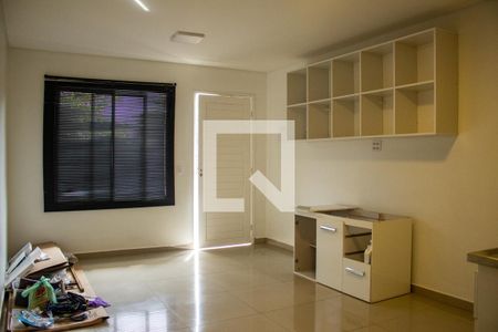 Casa para alugar com 1 quarto, 23m² em Vila Guarani (z Sul), São Paulo