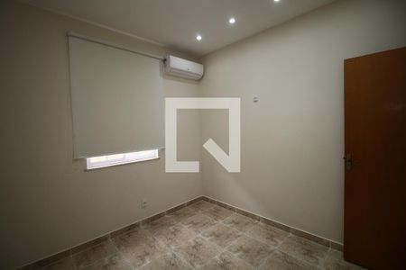 Quarto 1 de casa à venda com 2 quartos, 100m² em Vila da Penha, Rio de Janeiro