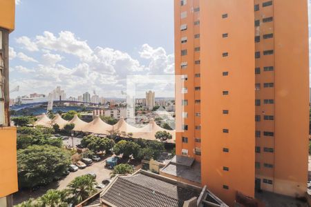 Vista da sala de apartamento para alugar com 3 quartos, 90m² em Setor Morais, Goiânia