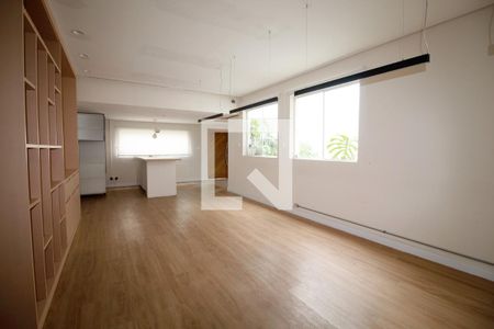 Sala de casa para alugar com 3 quartos, 200m² em Sumaré, São Paulo