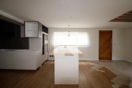 Cozinha de casa para alugar com 3 quartos, 200m² em Sumaré, São Paulo